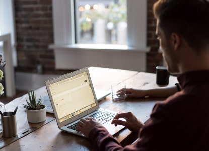 Man performing heldesk support